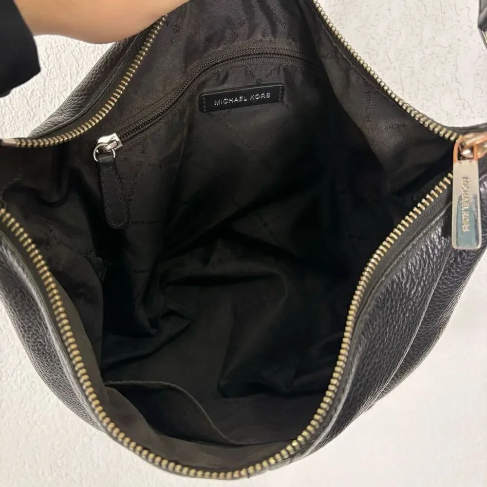Michael Kors Black Pebbled Leather Fulton Sport Shoulder Purse‎ Big Logo